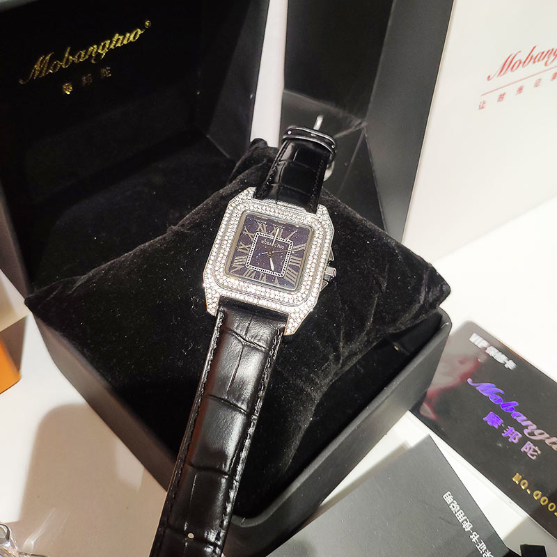 Luxury Watch Index - Montres à Quartz carrées en cristal