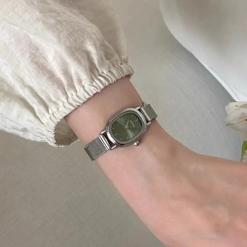 Luxury Watch Strap - Petit cadran ovale montre verte Simple