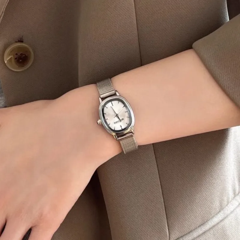 Petit cadran ovale montre vert - Luxury Watch Strap avis et prix